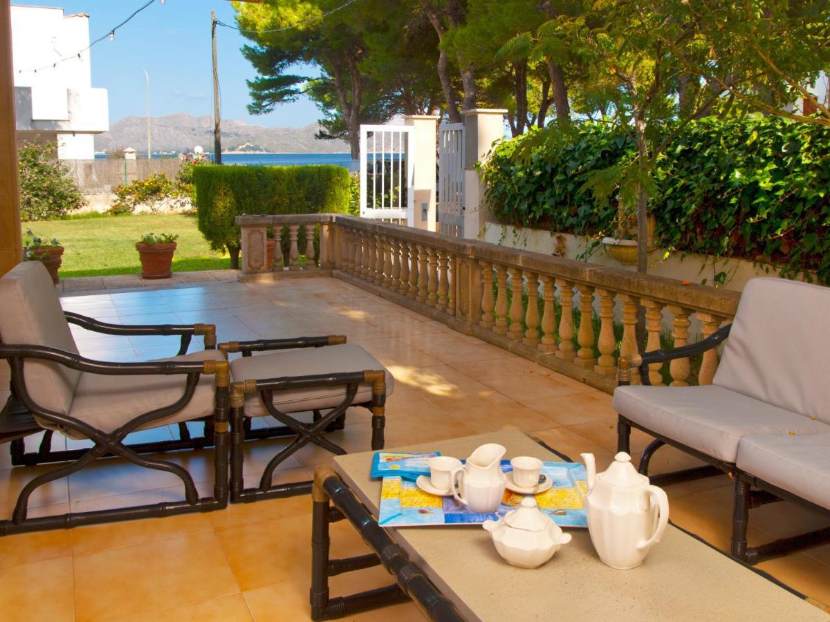 אלקודיה Villa Tita De Manresa, Con Jardines Y Vista Mar מראה חיצוני תמונה
