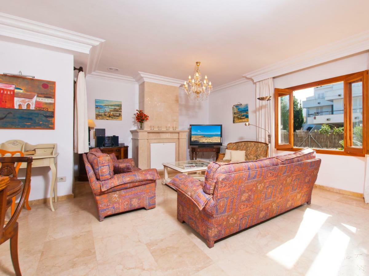 אלקודיה Villa Tita De Manresa, Con Jardines Y Vista Mar מראה חיצוני תמונה